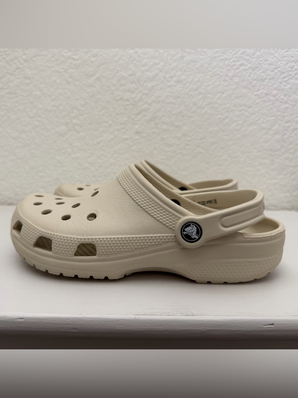 CROCS Clog in Bone • Women’s Size 8